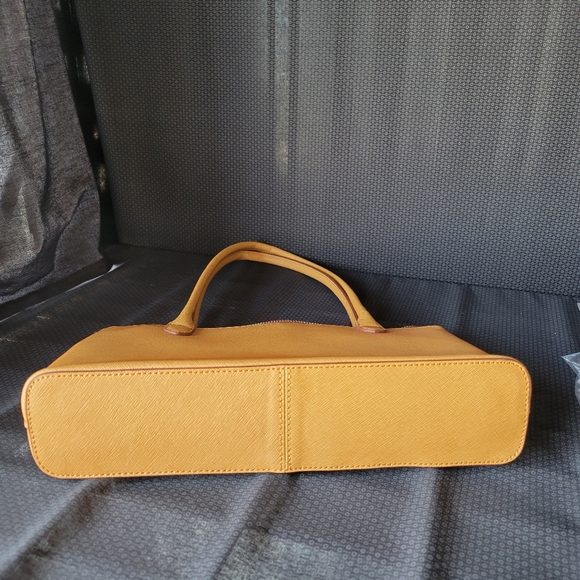 Slim shoulder bag - Picture 5 of 5